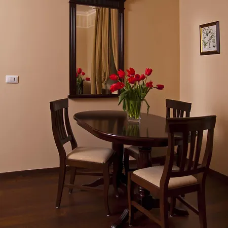 Iosefin Aparthotel 4*