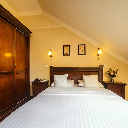 Iosefin Aparthotel 4*