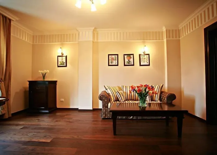 Iosefin فندق تيميشورا