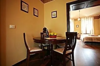 Iosefin 아파트호텔