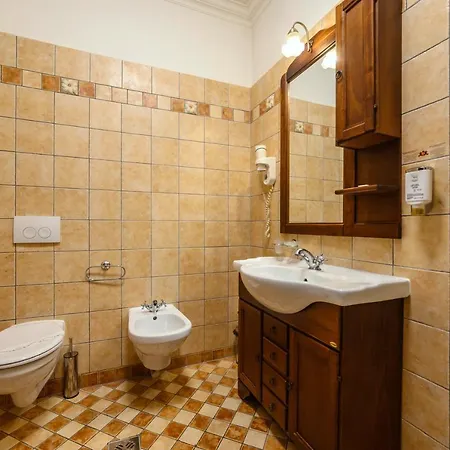 Iosefin Hotel apartamentowy 4*