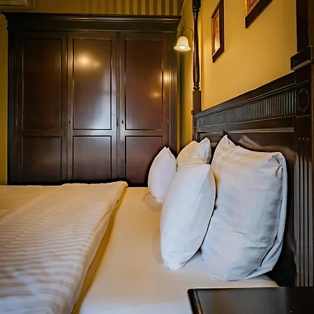 Iosefin 아파트호텔 4*