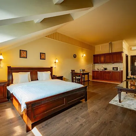 Iosefin 아파트호텔